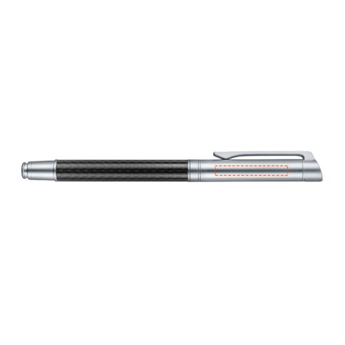 Metalfarvet rollerballpen med carbonelementer og klips.