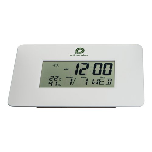 Hvid bordklokke med digitalt display.
