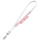 Hvid polyester lanyard med karabinhage og universelt ladekabel.
