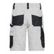 Hvide og gr arbejdsshorts i polyester-bomuldsblanding med flere lommer.
